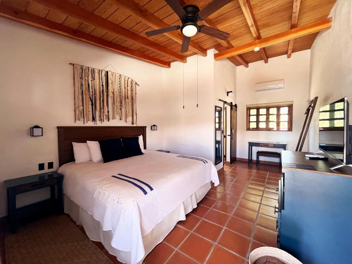 Casa Entrevez Bed & Breakfast Вале де Гуадалупе Екстериор снимка