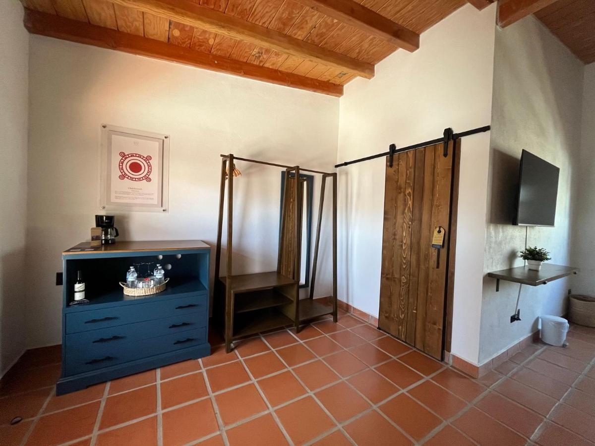 Casa Entrevez Bed & Breakfast Вале де Гуадалупе Екстериор снимка
